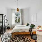 Level22 ! Grosszuegiger Altbau, Tolles Design Mit Kamin - Zentral In Bahnhofsnaehe * Leverkusen
