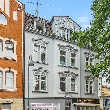 Level22 ! Grosszuegiger Altbau, Tolles Design Mit Kamin - Zentral In Bahnhofsnaehe Апартаменты Леверкузен