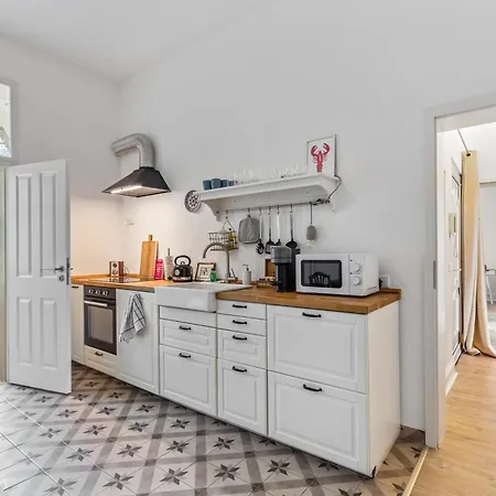 Level22 ! Grosszuegiger Altbau, Tolles Design Mit Kamin - Zentral In Bahnhofsnaehe