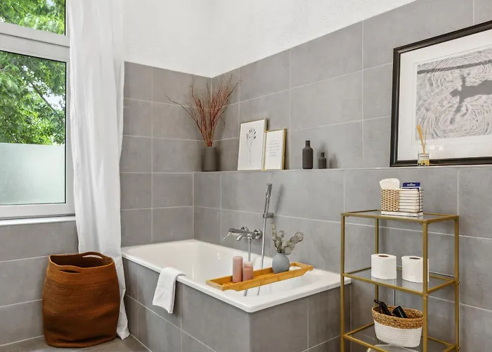 Level22 ! Grosszuegiger Altbau, Tolles Design Mit Kamin - Zentral In Bahnhofsnaehe Апартаменты *