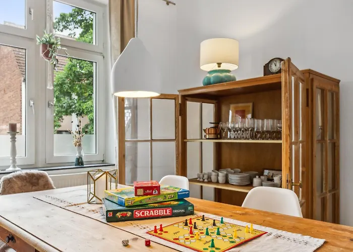 Apartamento Level22 ! Grosszuegiger Altbau, Tolles Design Mit Kamin - Zentral In Bahnhofsnaehe Leverkusen