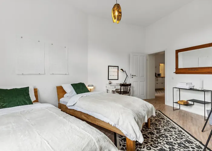 Level22 ! Grosszuegiger Altbau, Tolles Design Mit Kamin - Zentral In Bahnhofsnaehe *